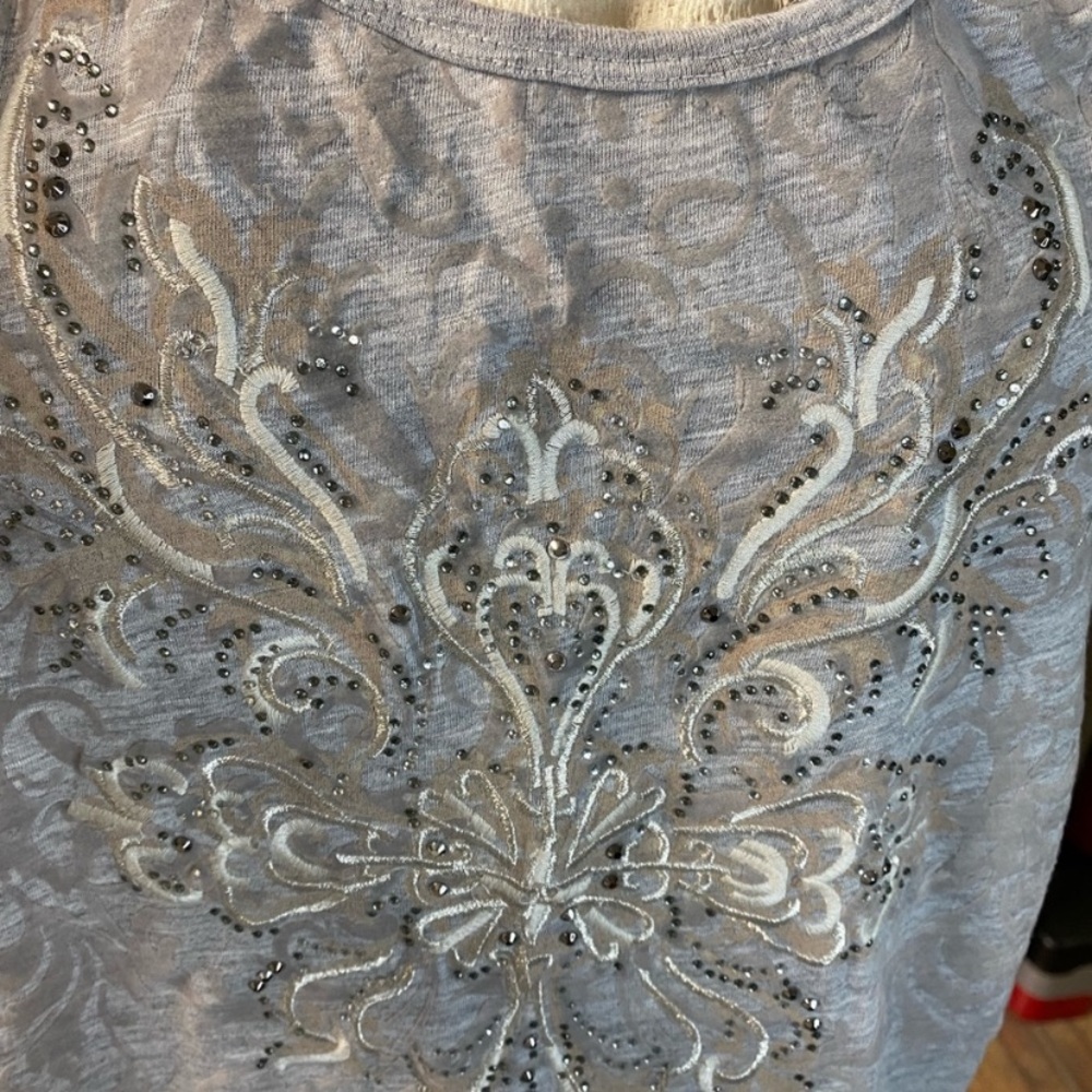 Light Gray Embellished Women's Tank Top - Picture 4 of 9